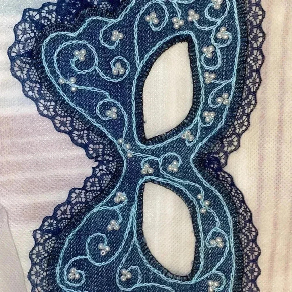 Hand made embroidery.  Masks 🎭 - Picture 9 of 10